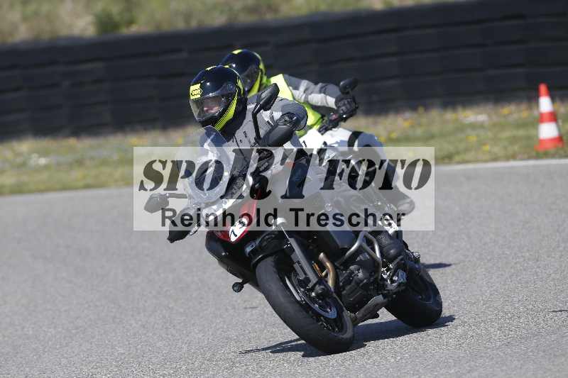 /01 02.04.2026 MAZ ADR/Gruppe gelb Gruppe gruen/73